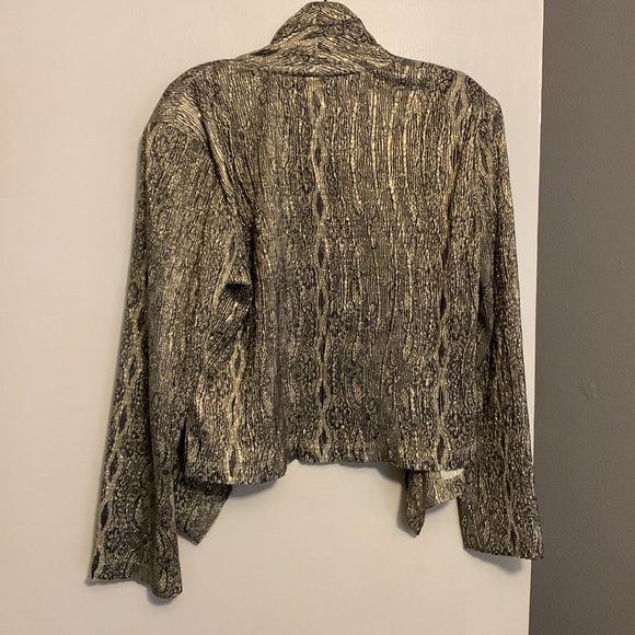 NWT—Chico’s Drape Front Jacket Metallic Crinkle (LS Jack) Gold - Picture 2 of 3